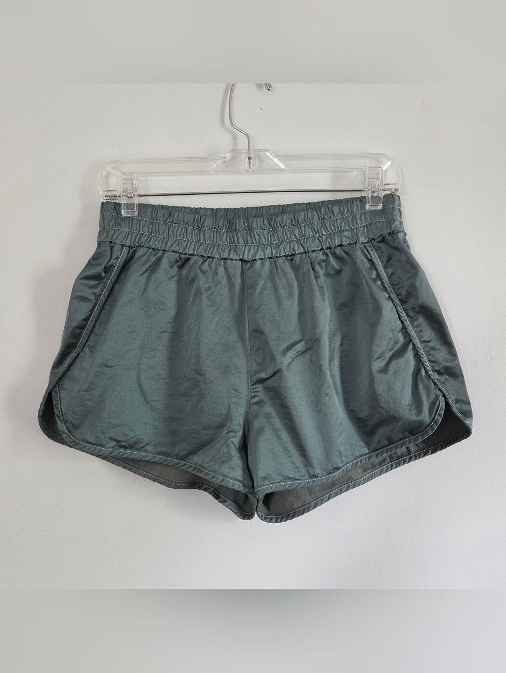 Maronie Silky Retro Shorts